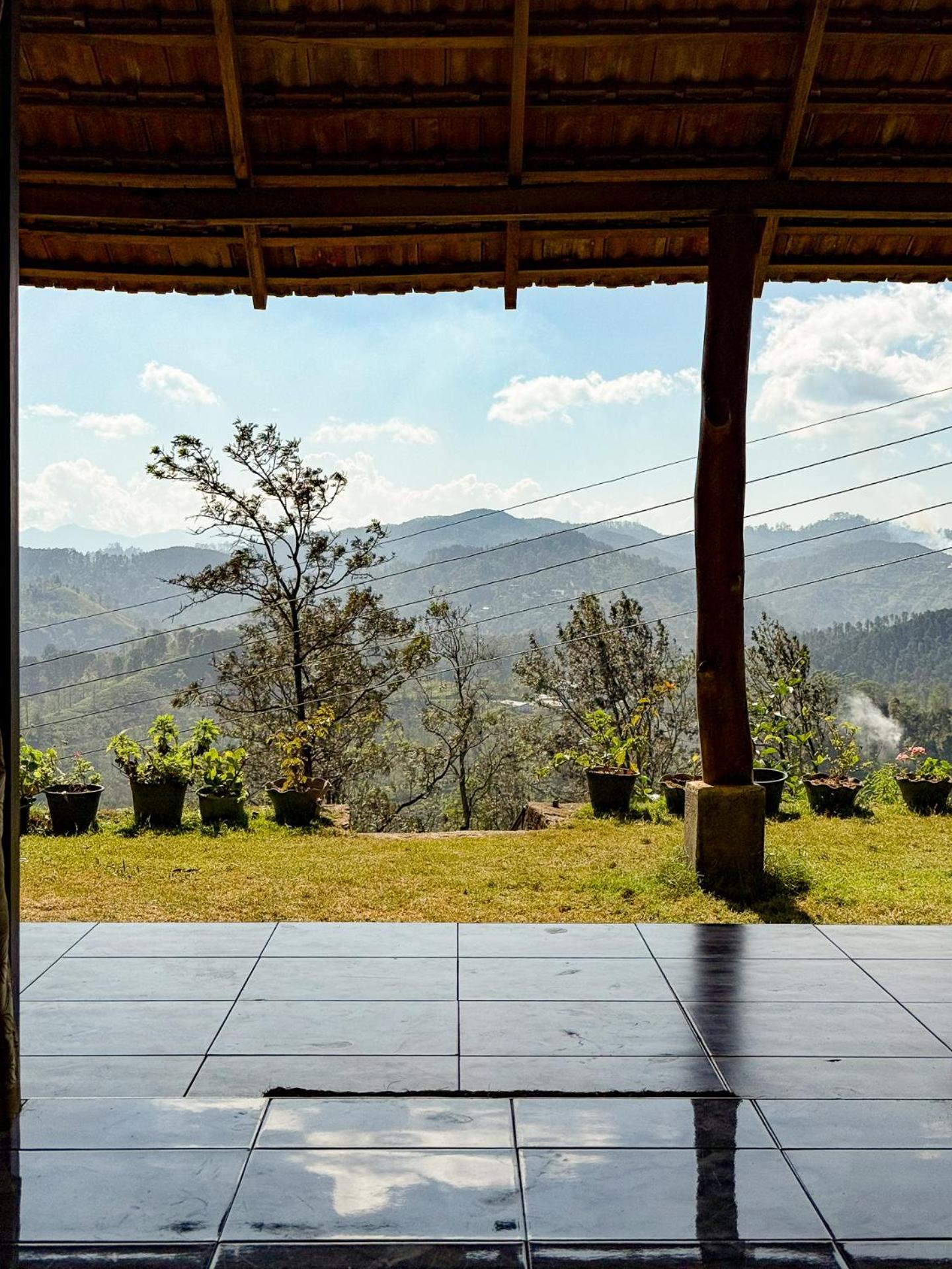 Ella Mountain Palace Luaran gambar