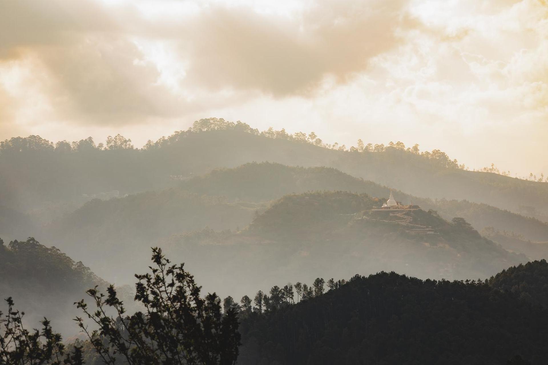 Ella Mountain Palace Luaran gambar
