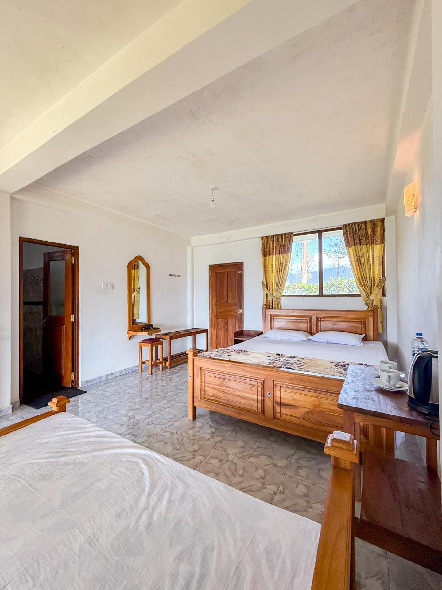 Ella Mountain Palace Luaran gambar